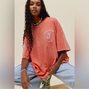 Daydreamer | Washed Red Graphic Rolling Stones Tour T-Shirt OS